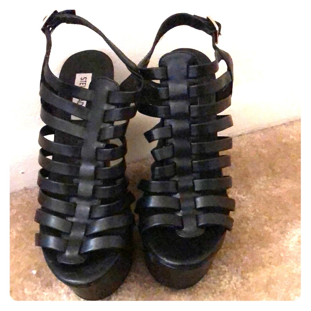 Platform heeled sandal